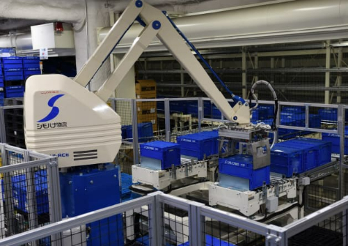 運送業_積み付け作業の自動化により、庫内作業を効率化した事例