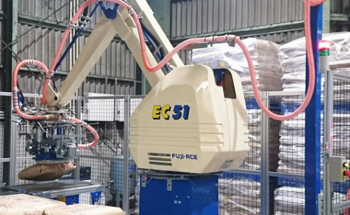 卸売業_手作業工程を自動化し、出荷作業を効率化した事例